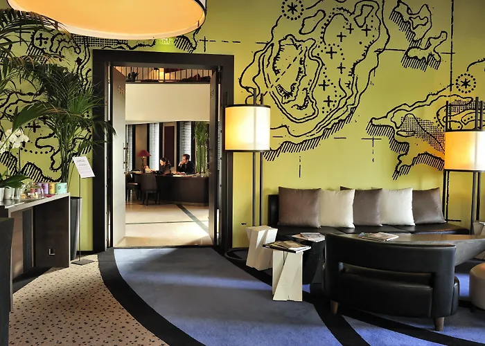 Hotel Square París